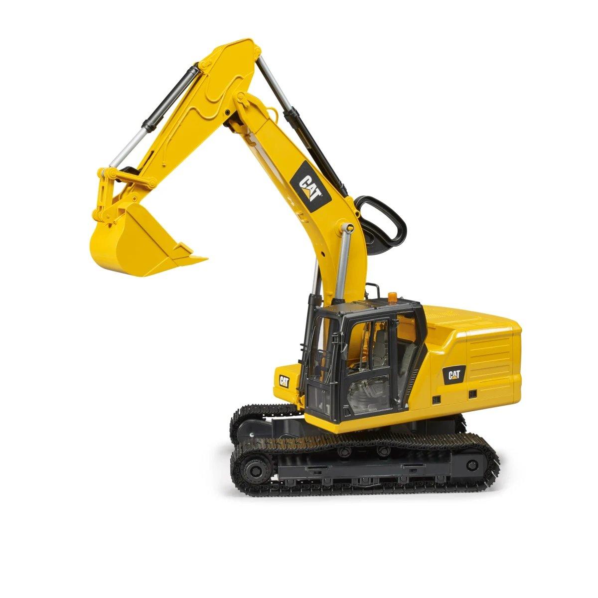 Bruder CAT bucket digger